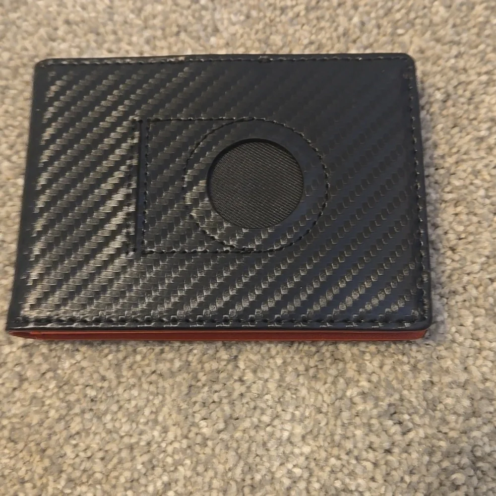 Air Tag Wallet With Money Clip Carbon Fiber Desgin Red And Black